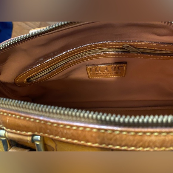 Alviero Martini Boston Bag - Picture 7 of 11